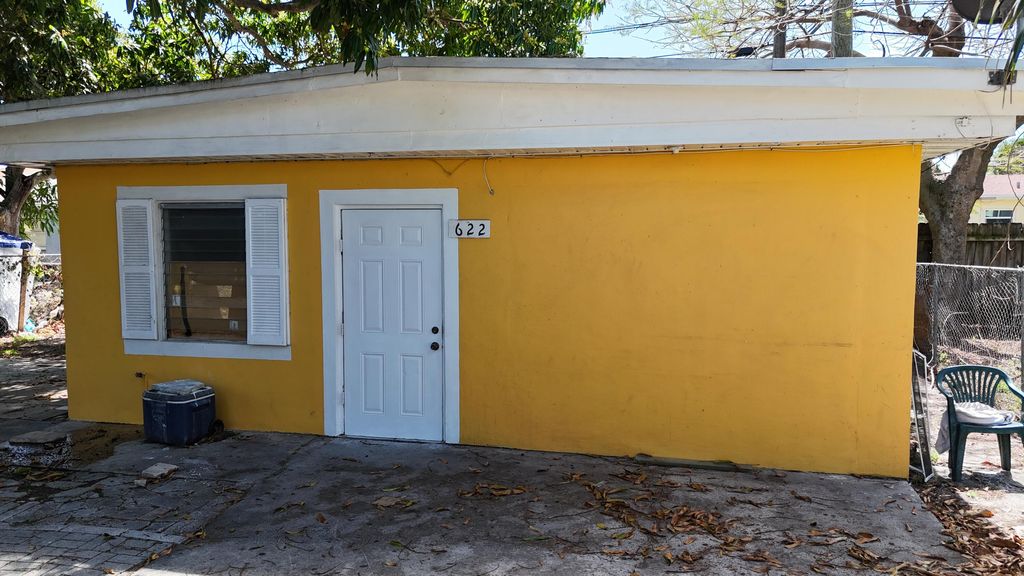 Photo of 620 51st Street #620, West Palm Beach, FL 33407 (MLS # B26001084)