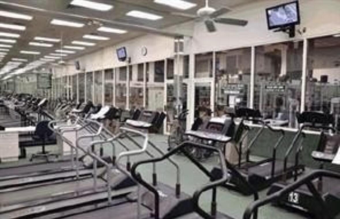 SOUTHAMPTON CONDOMINIUM F - Residential