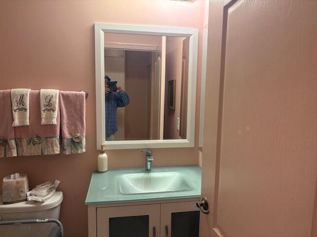 SOUTHAMPTON CONDOMINIUM F - Residential