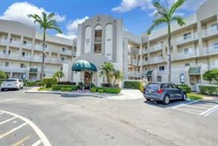 Penhouse 2-bedroom , 2-bath condo with a peaceful lake view in the desirable Southampton Community of Kings Point. This top-floor condo offers a bright layout, spacious rooms, and a relaxing enclosed balcony overlooking the water.  Most furniture is negotiable, making it ideal for seasonal or full-time living.  Enjoy resort-style amenities including a State of the Art Clubhouse wich includes a pool, theater, tennis , pickleball, fitness center and much more. Minutes from beaches, restarants, shopping and entertainment.  Southampton 55+ active adult community with well-maintained grounds and elevator access in a desirable setting. Directly across from the main clubhouse as well as the Tamarac Sports Complex with a beautiful walking/jogging trail around the lake.