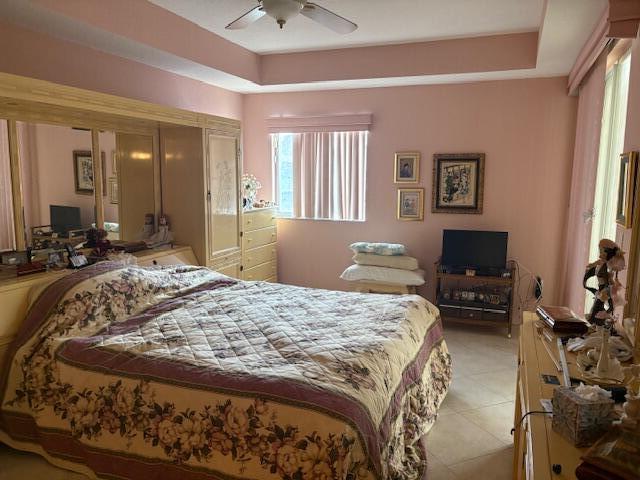 SOUTHAMPTON CONDOMINIUM F - Residential