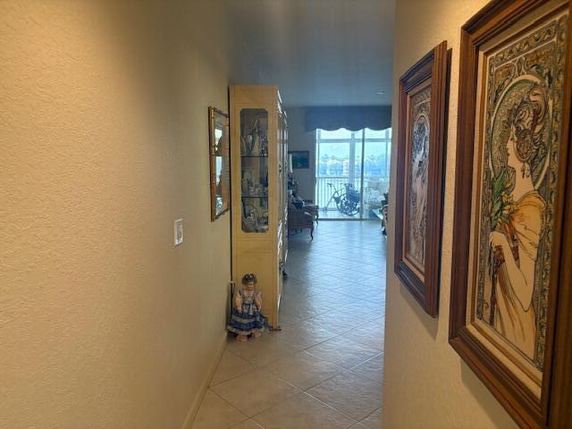 SOUTHAMPTON CONDOMINIUM F - Residential