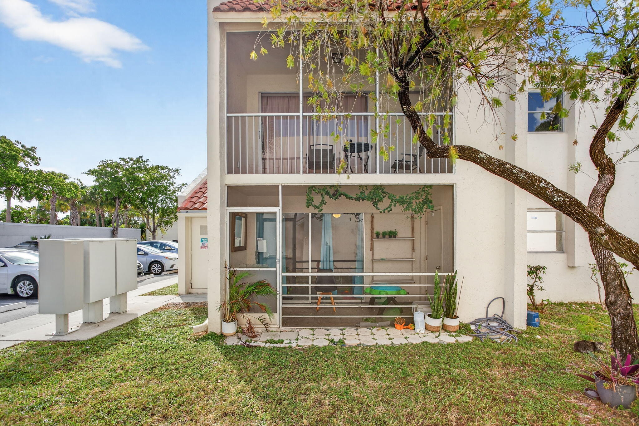 DEERFIELD PINES CONDO - Residential