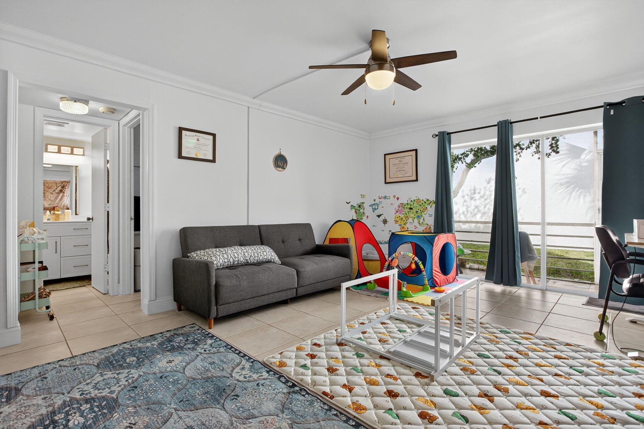 DEERFIELD PINES CONDO - Residential