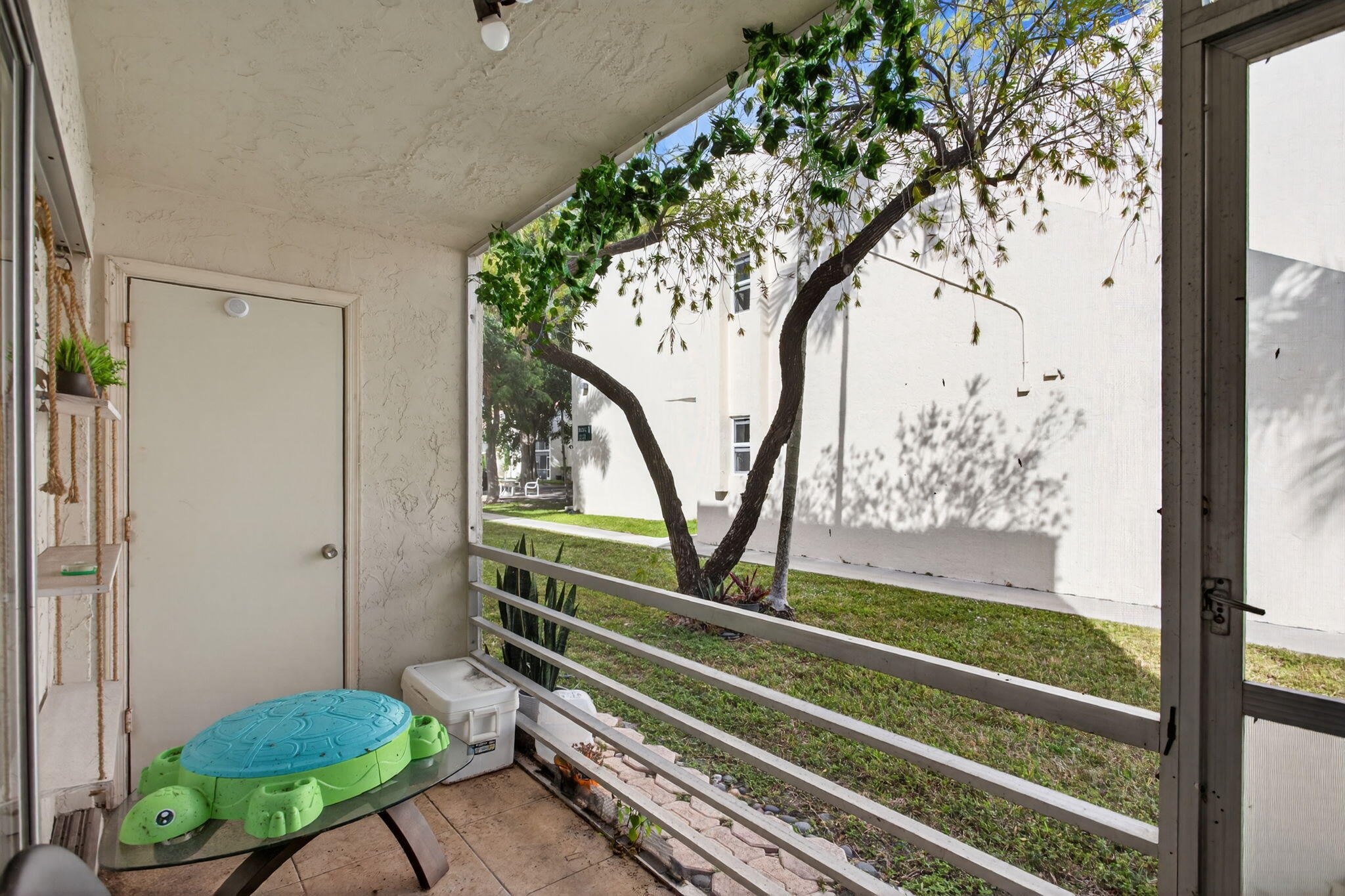 DEERFIELD PINES CONDO - Residential