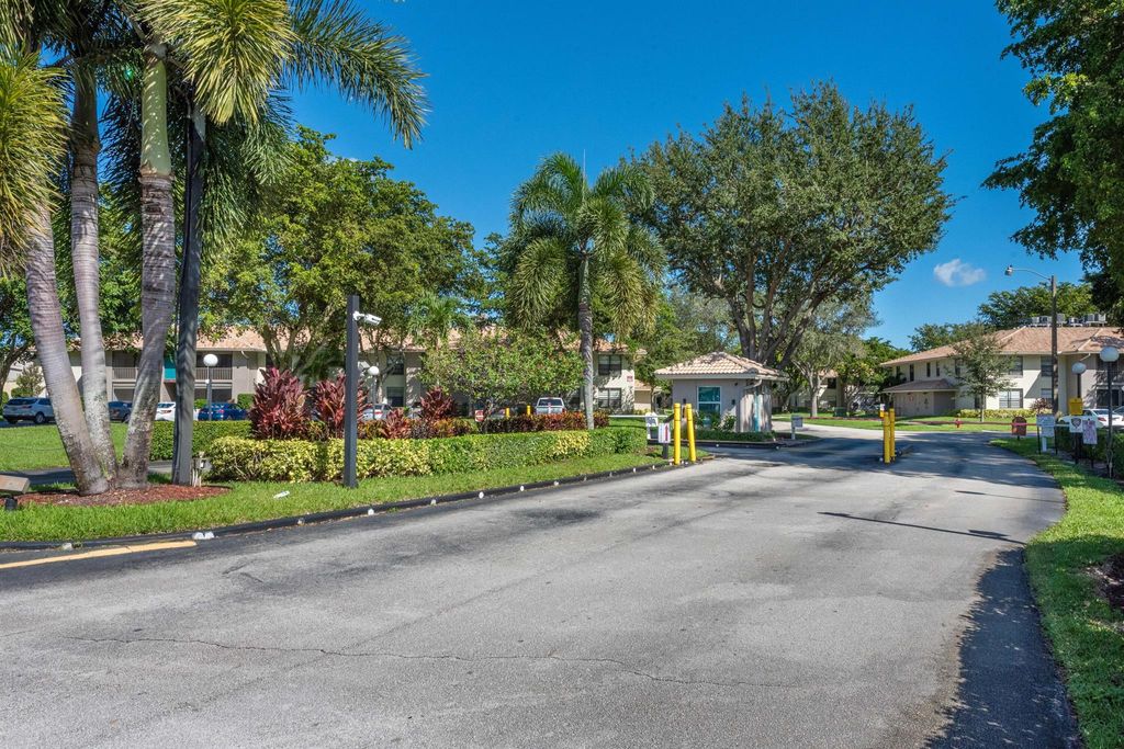 Photo of 9930 Pineapple Tree Drive #202, Boynton Beach, FL 33436 (MLS # R11079771)