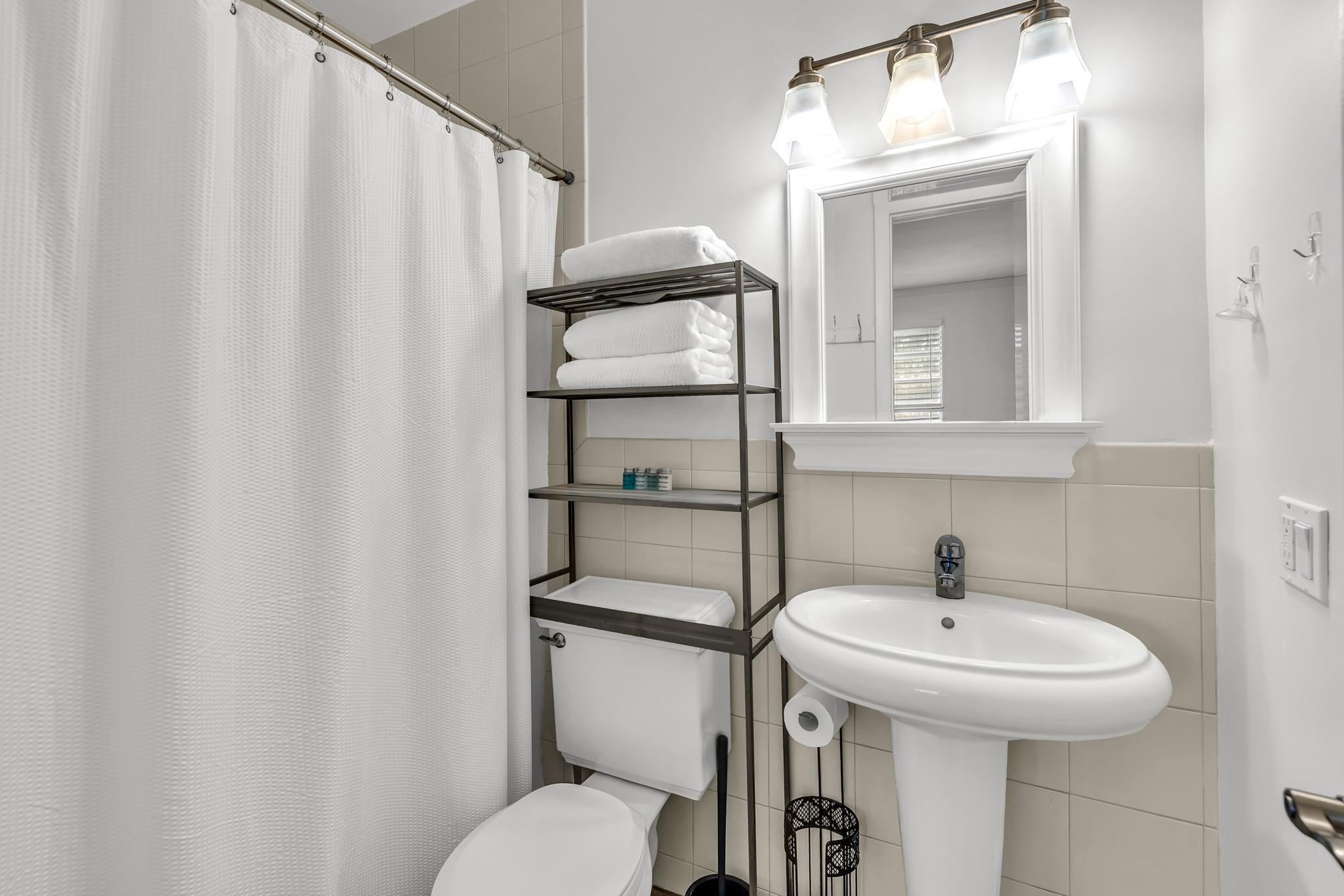 Coral Villas 47-45 B - Residential