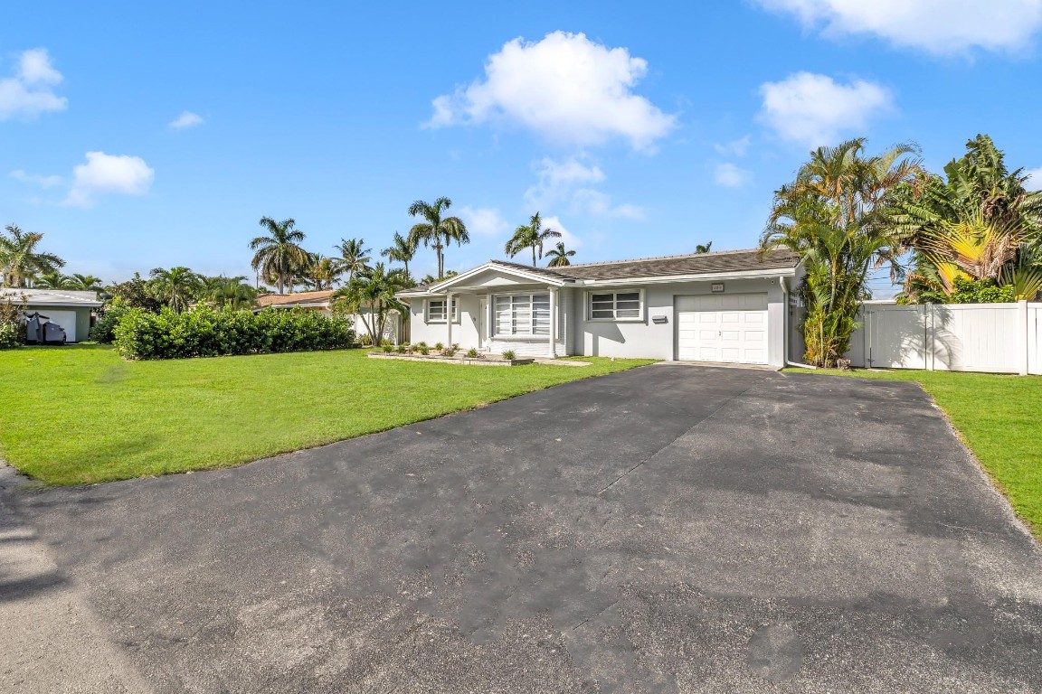 Coral Villas 47-45 B - Residential