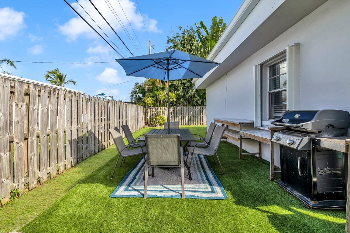 Coral Villas 47-45 B - Residential