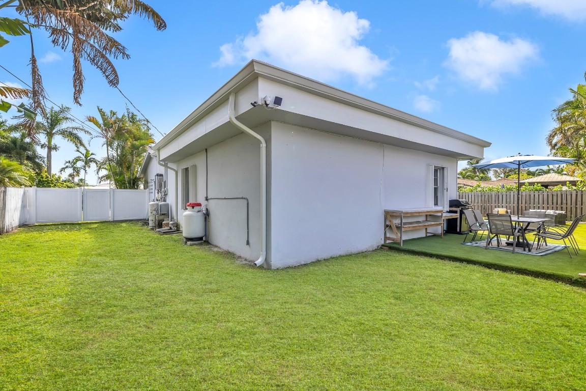 Coral Villas 47-45 B - Residential