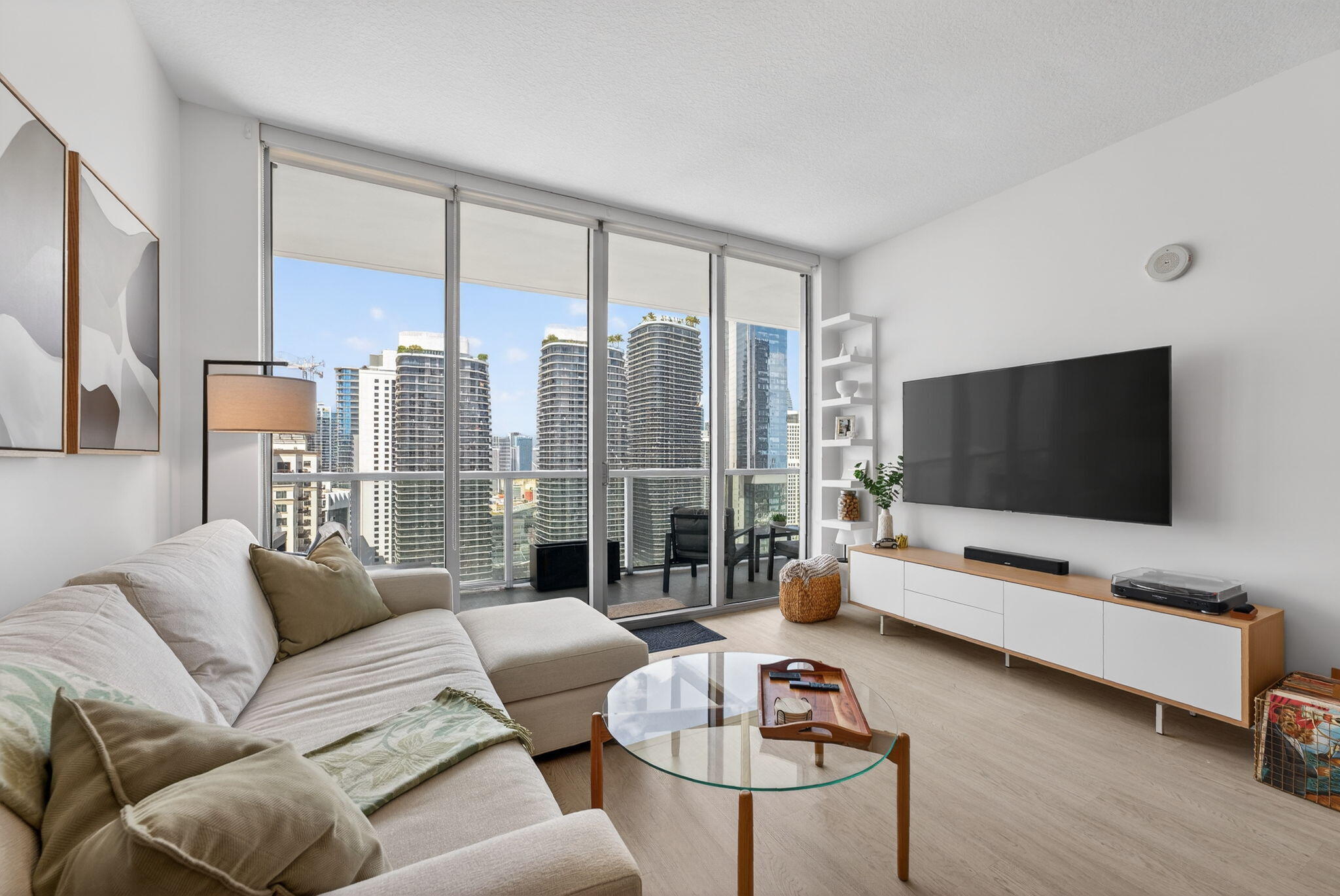 THE AXIS ON BRICKELL II CONDO - Residential Lease