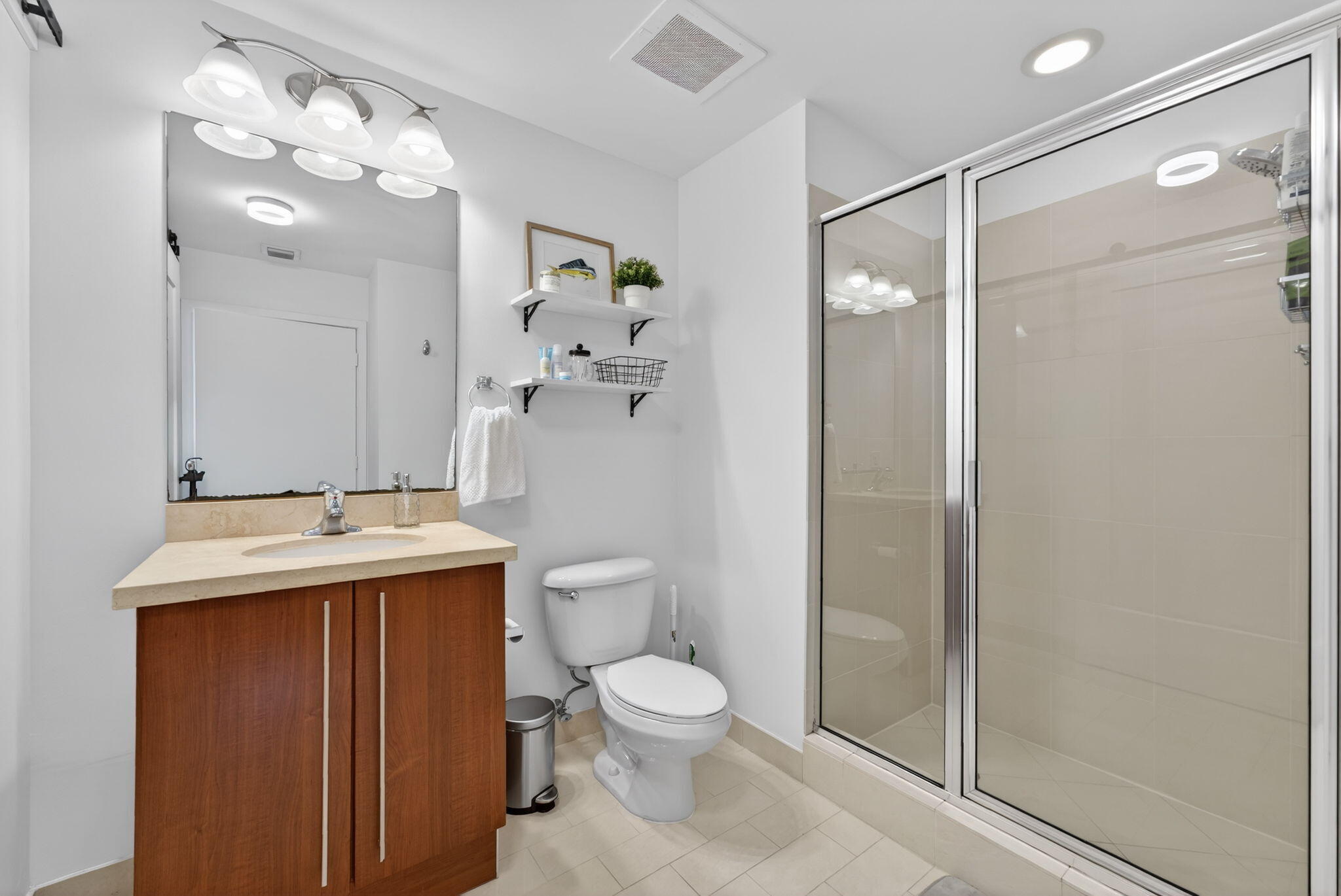 THE AXIS ON BRICKELL II CONDO - Residential Lease