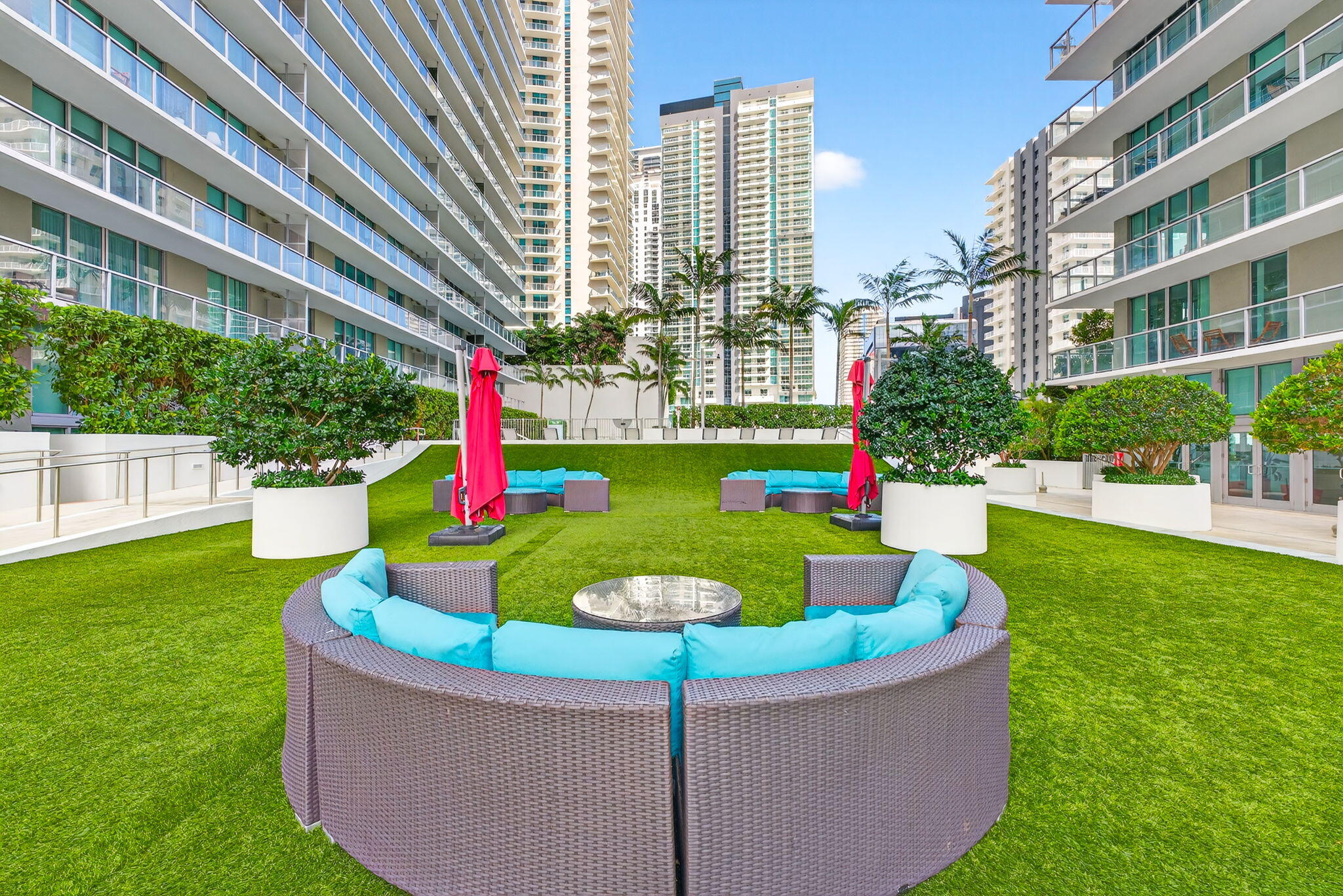 THE AXIS ON BRICKELL II CONDO - Residential Lease