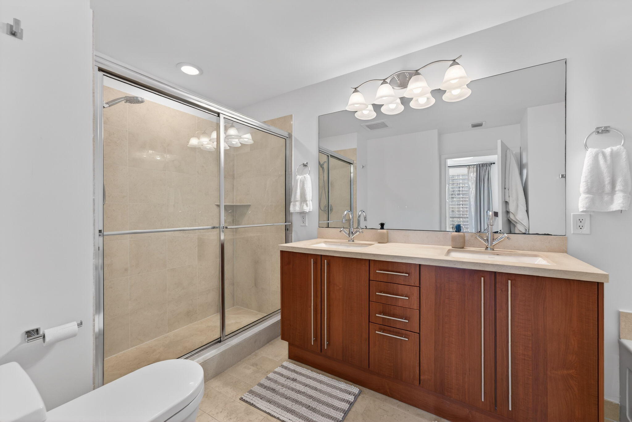 THE AXIS ON BRICKELL II CONDO - Residential Lease