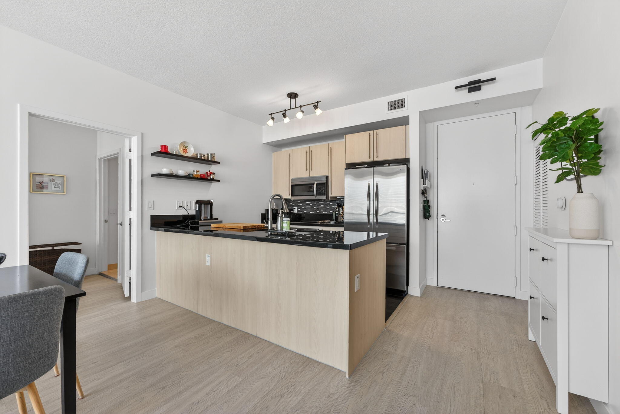 1111 SW 1st Avenue Lph3823-