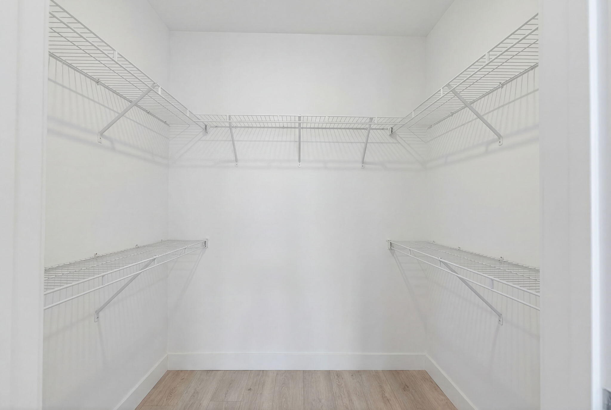 THE AXIS ON BRICKELL II CONDO - Residential Lease