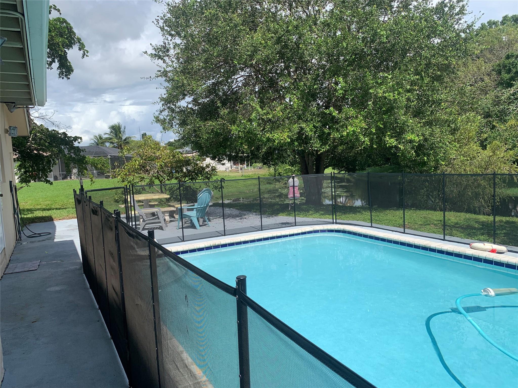 Coral Spgs Lakes 68-12 B - Residential Lease