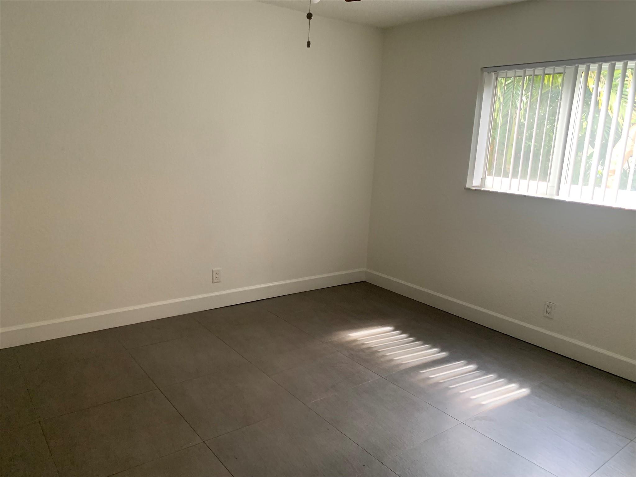 Coral Spgs Lakes 68-12 B - Residential Lease