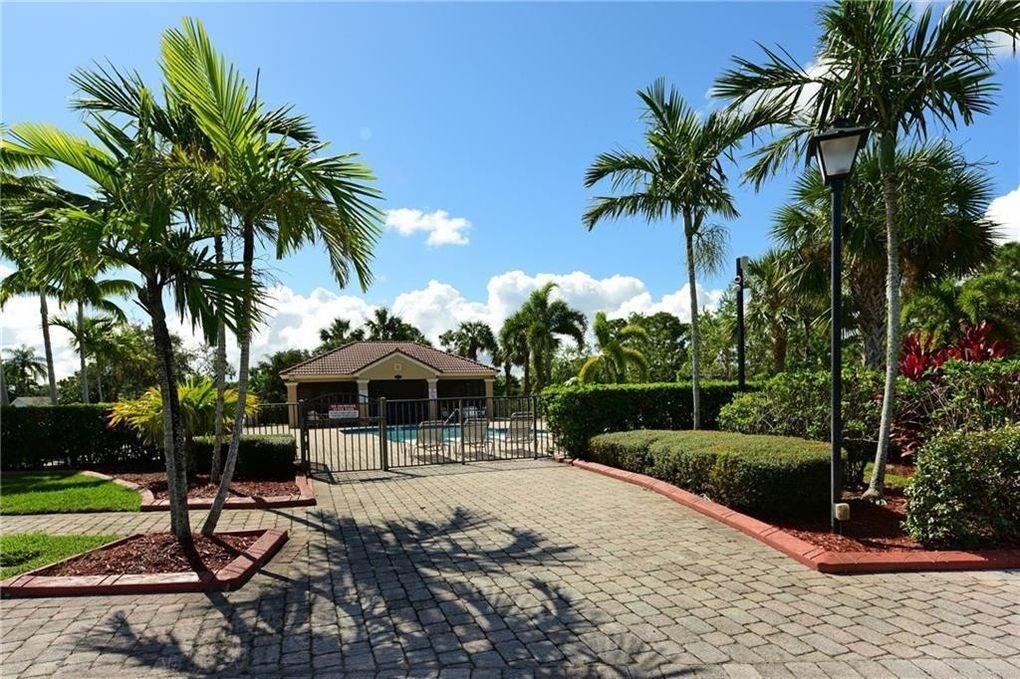 WILLOUGHBY GLEN - Residential