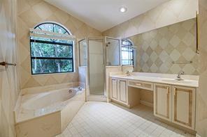 Countrys Point 119-29 B - Residential Lease