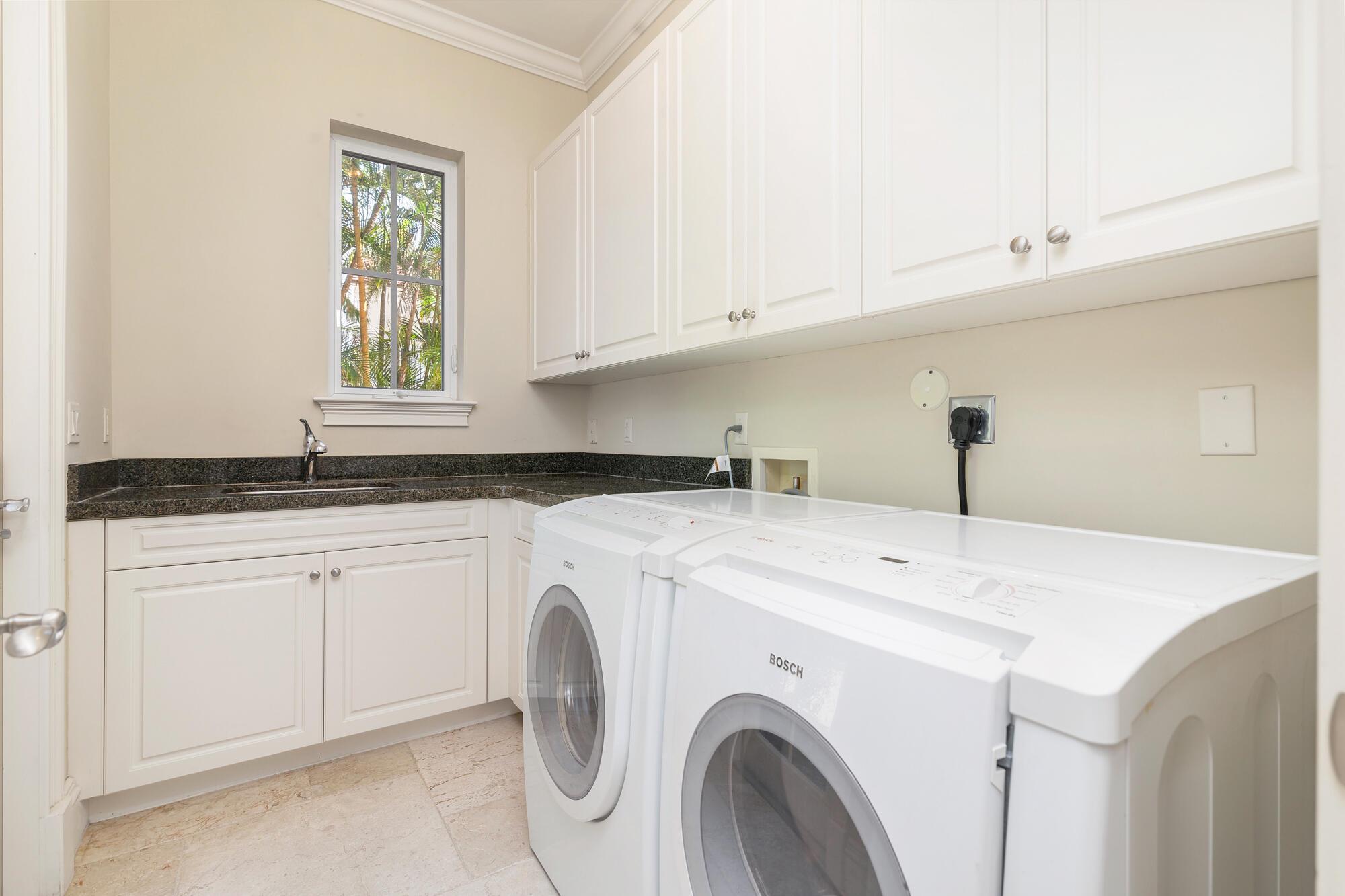 SOUTHLAND PARK - Residential