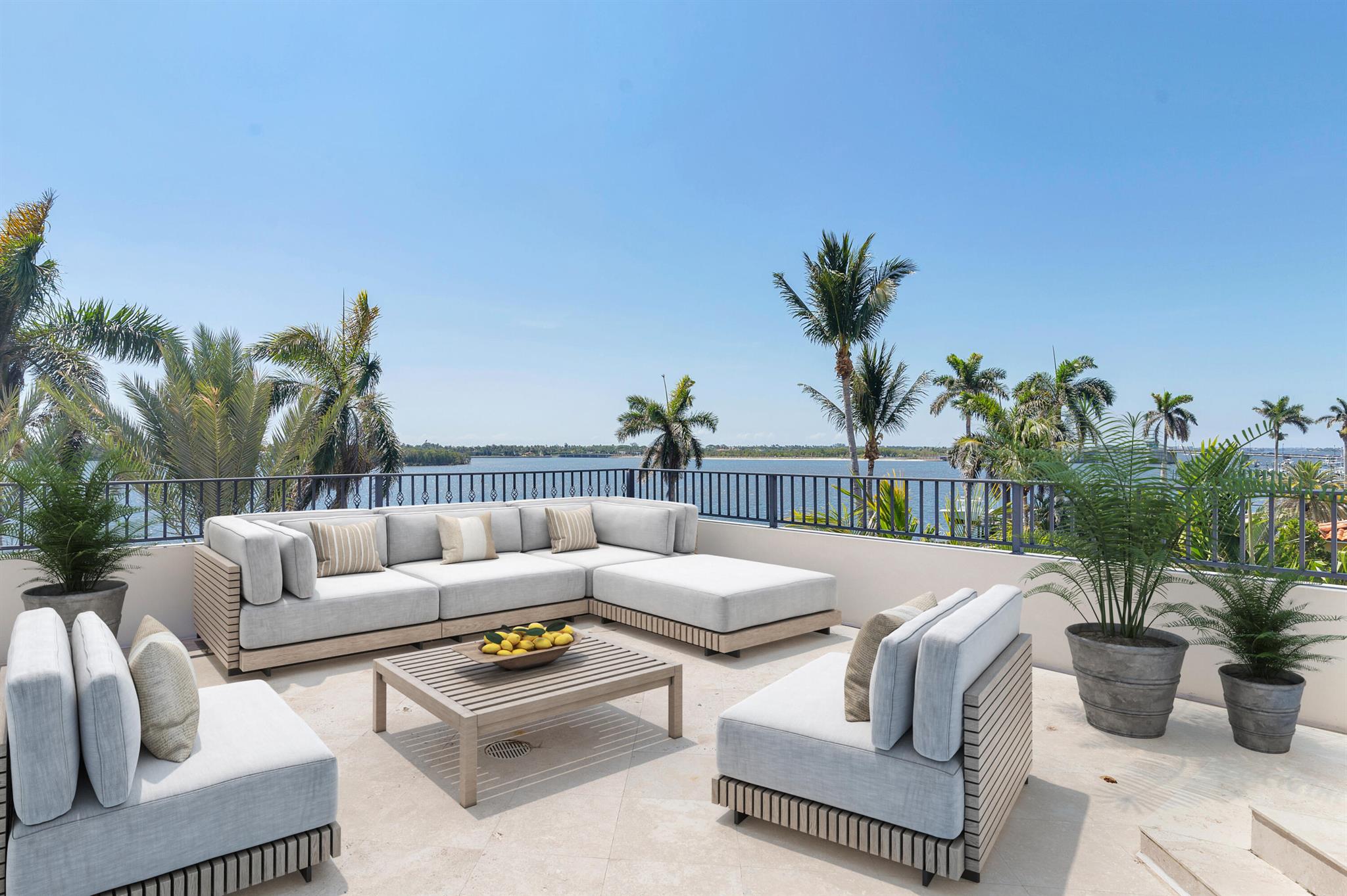 3309 S Flagler Drive