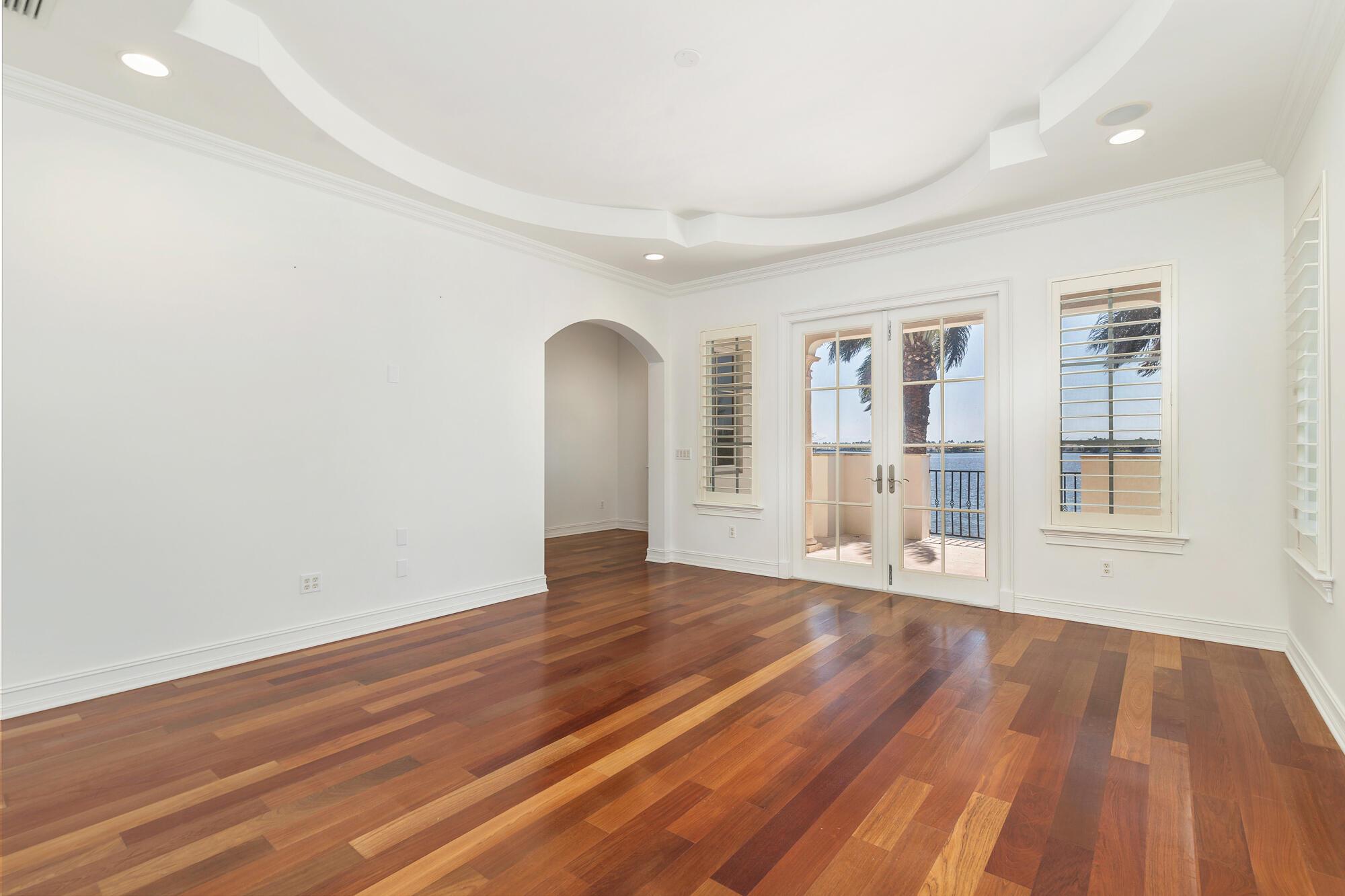 SOUTHLAND PARK - Residential