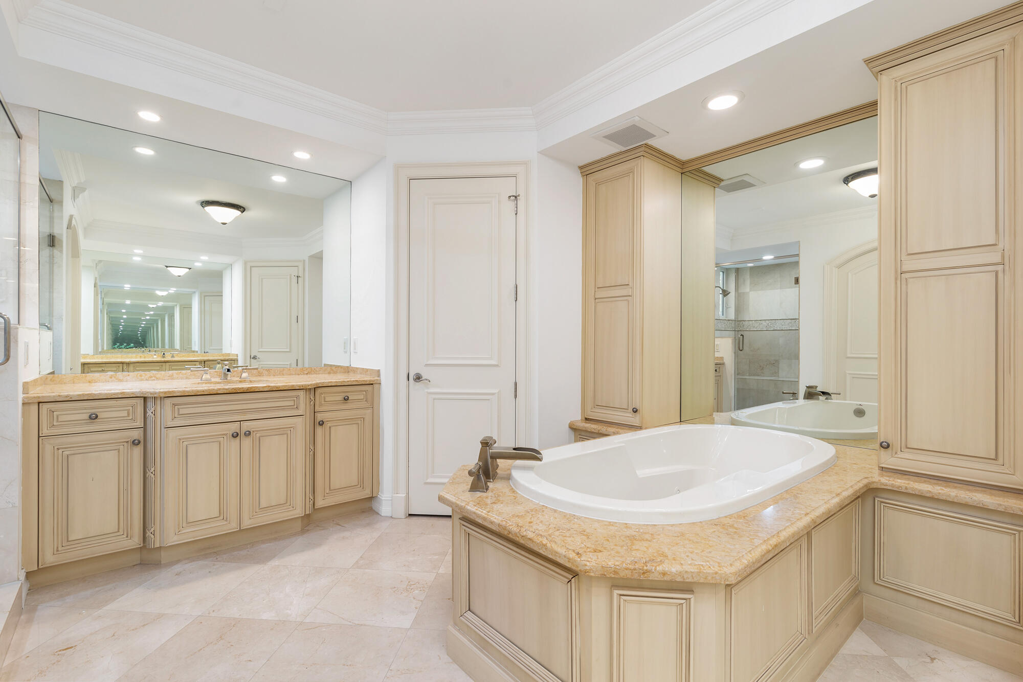 SOUTHLAND PARK - Residential