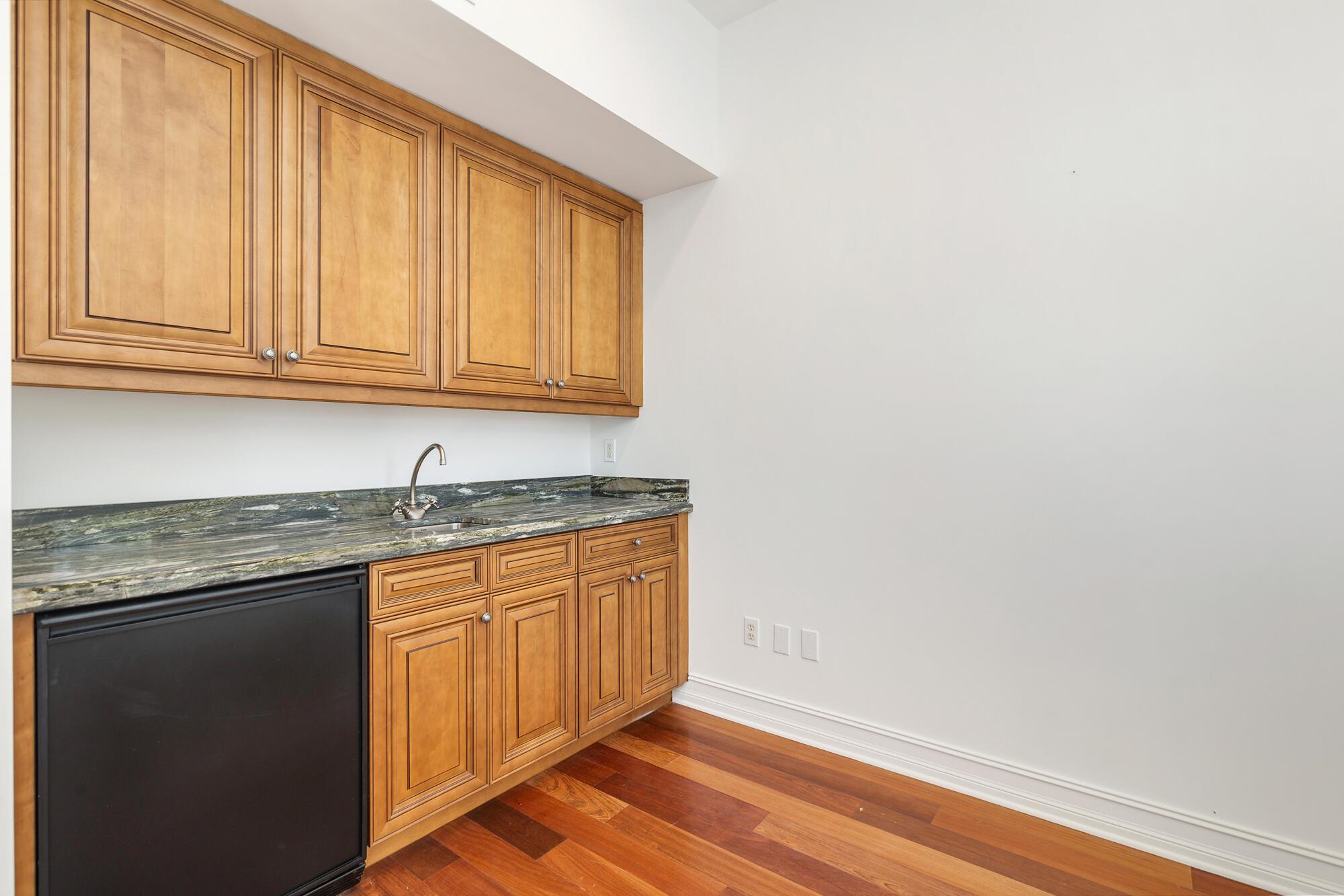 SOUTHLAND PARK - Residential