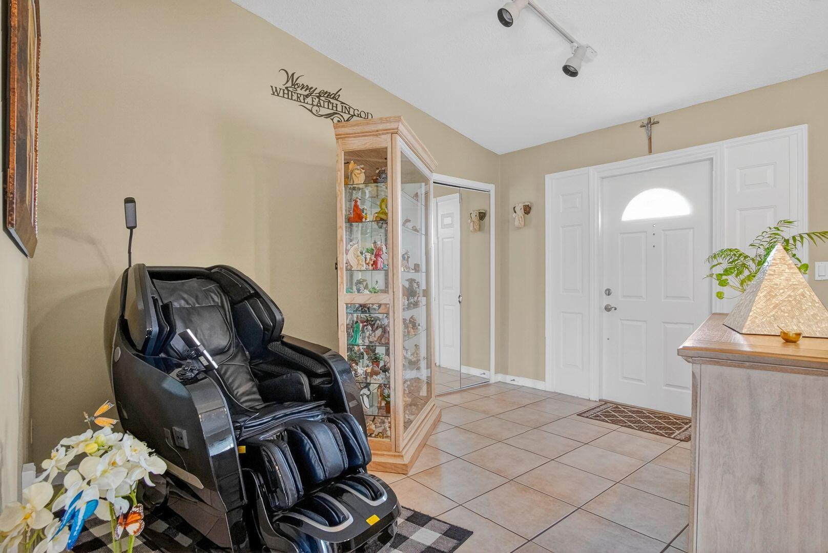 PORT ST LUCIE SECTION 8 - Residential