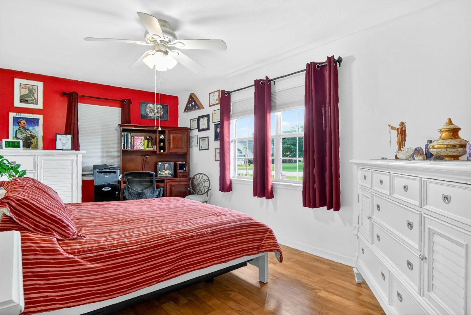 PORT ST LUCIE SECTION 8 - Residential