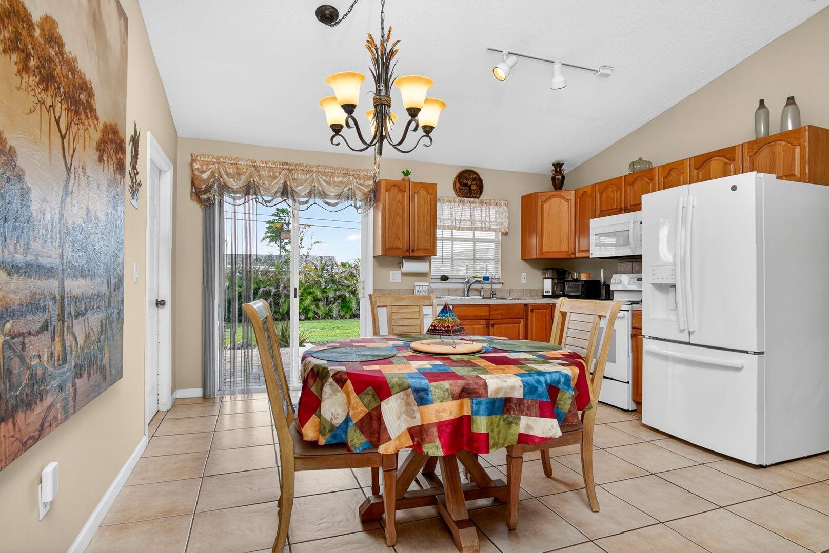 PORT ST LUCIE SECTION 8 - Residential