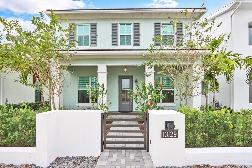 Photo of 13129 Alton Road, Palm Beach Gardens, FL 33418 (MLS # R10987019)