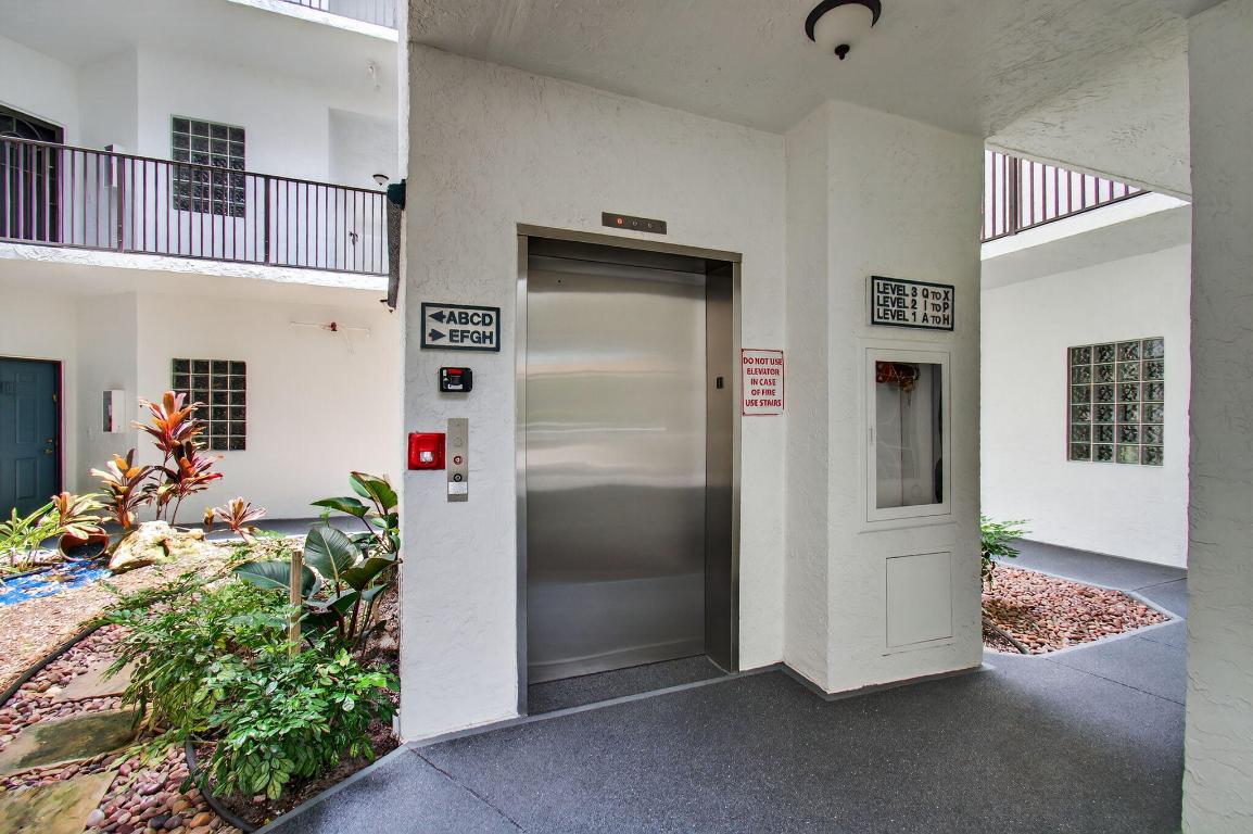 5265 Brisata Circle U