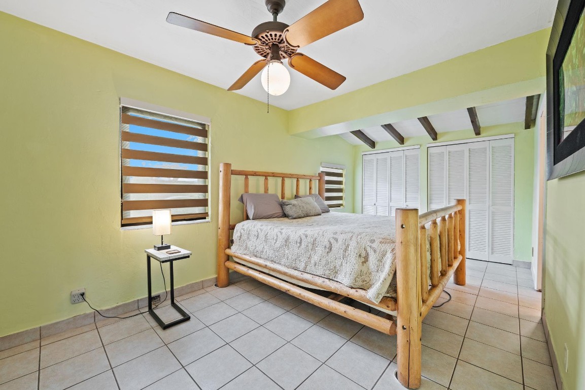 Look Homesites 3 39-37 B - Residential