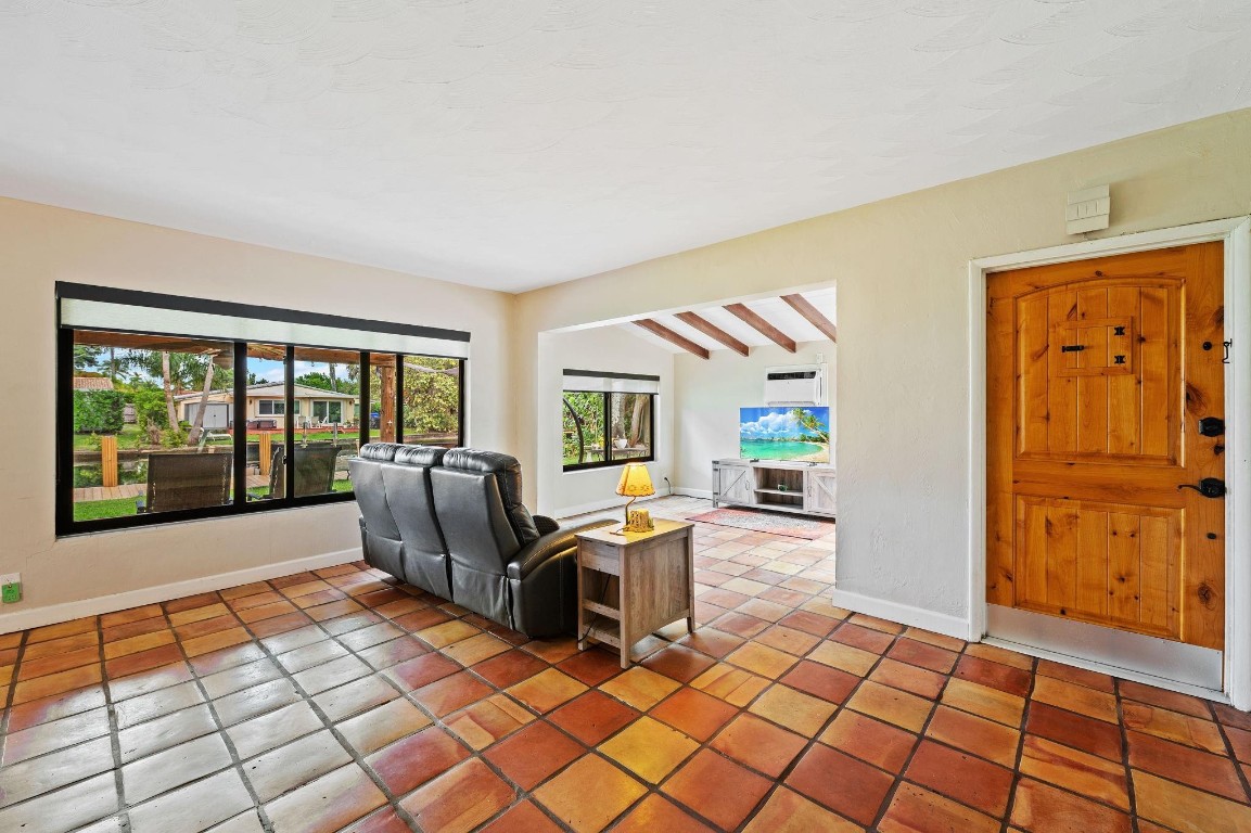 Look Homesites 3 39-37 B - Residential