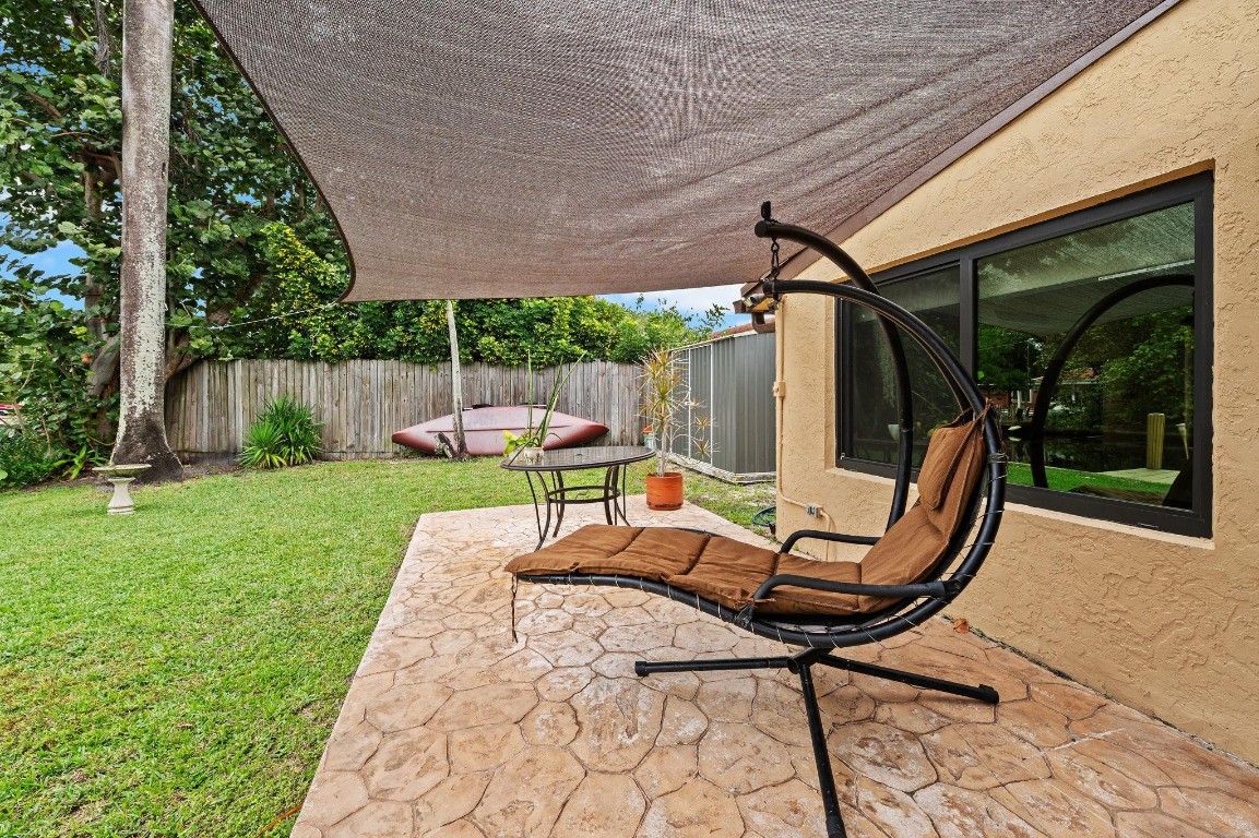 Look Homesites 3 39-37 B - Residential