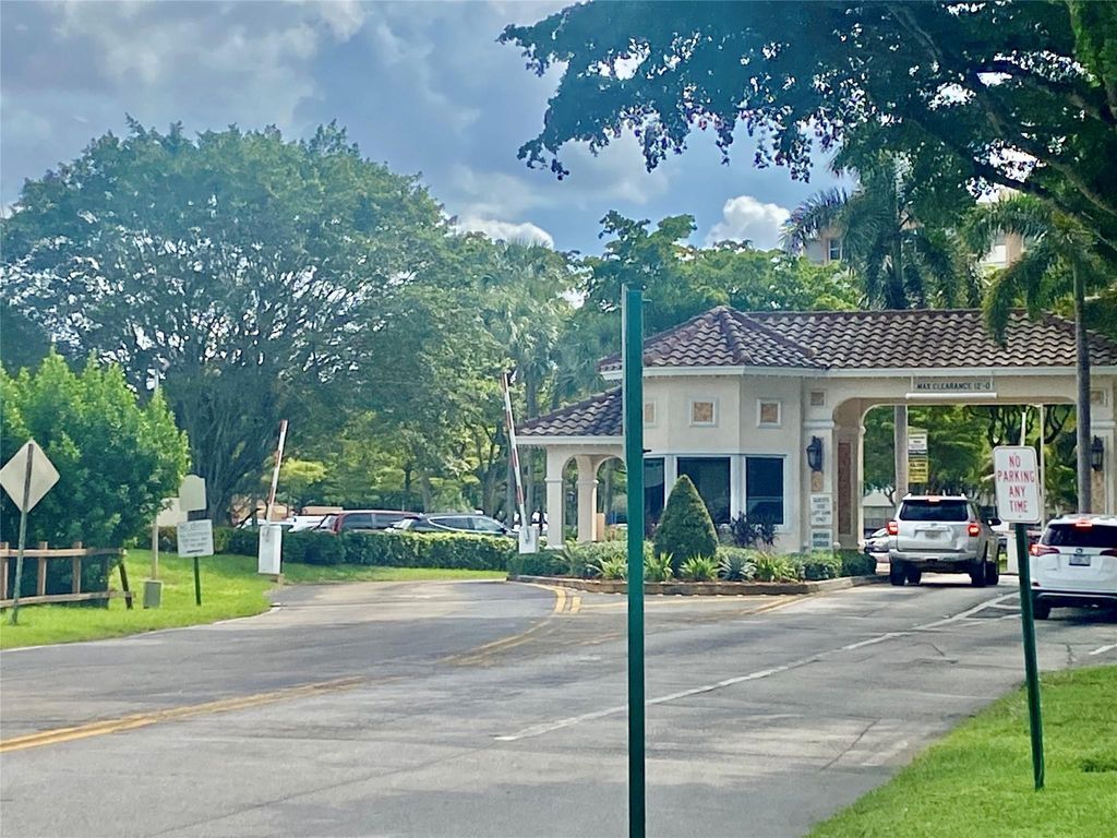 Photo of 1000 Saint Charles Place #L21, Pembroke Pines, FL 33026 (MLS # F10466000)