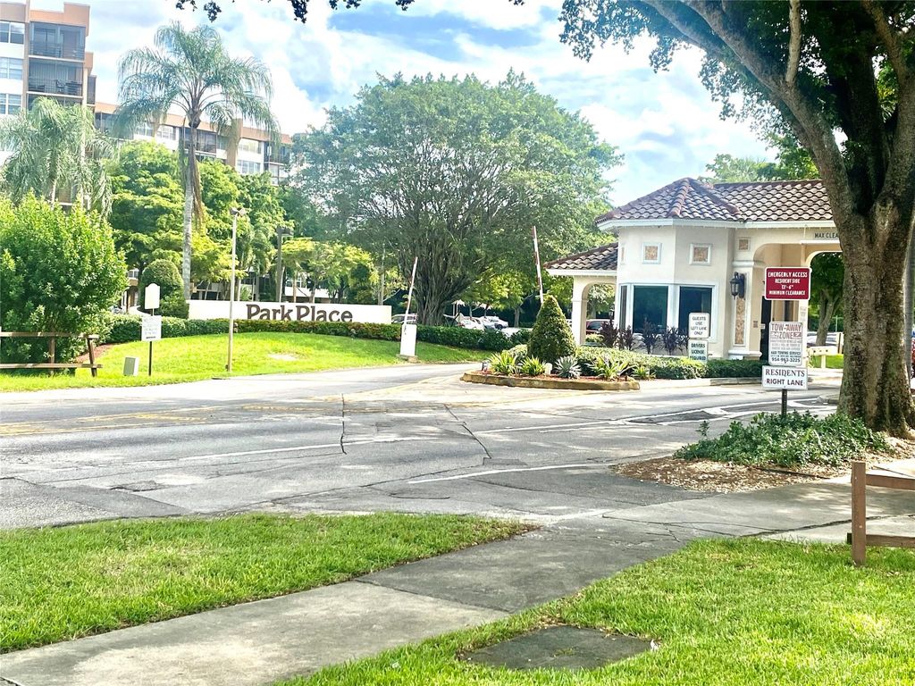 Photo of 1000 Saint Charles Place #L21, Pembroke Pines, FL 33026 (MLS # F10466000)