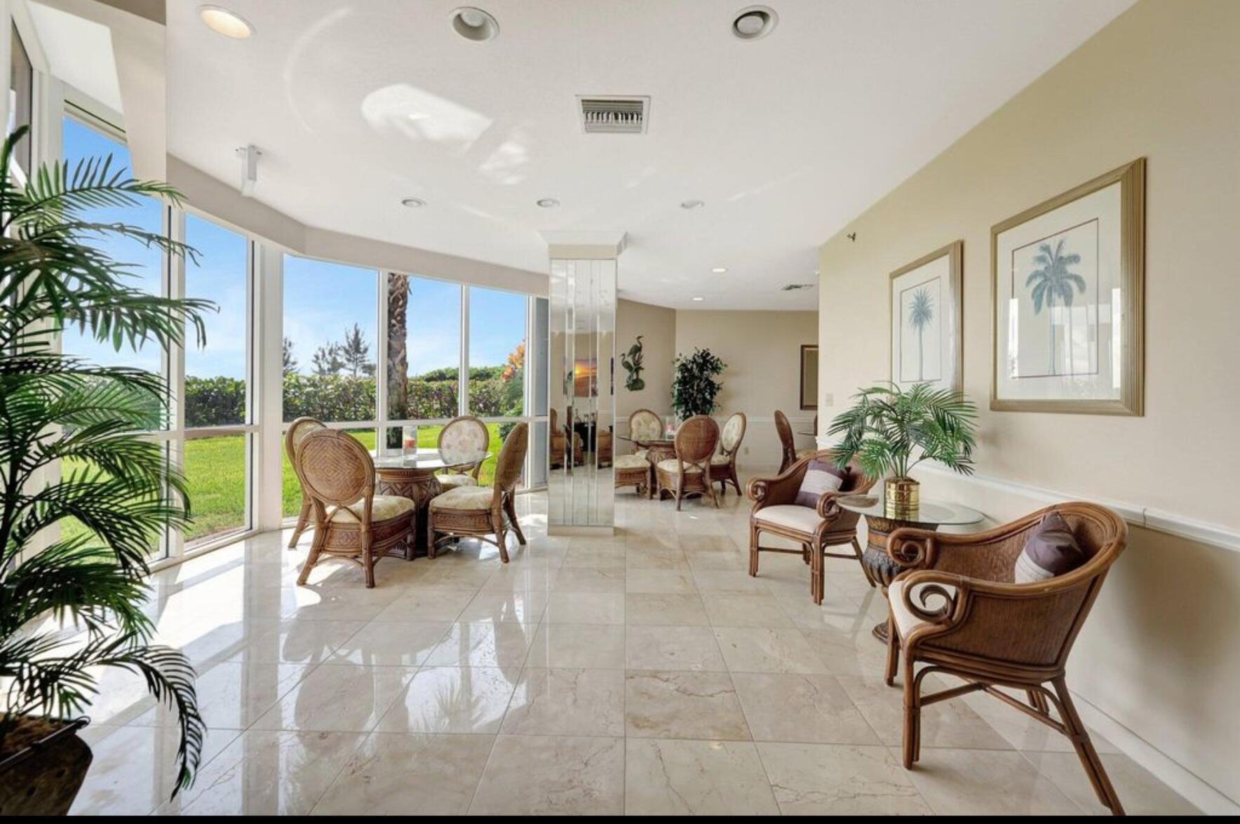 HIBISCUS-BY-THE-SEA - Residential