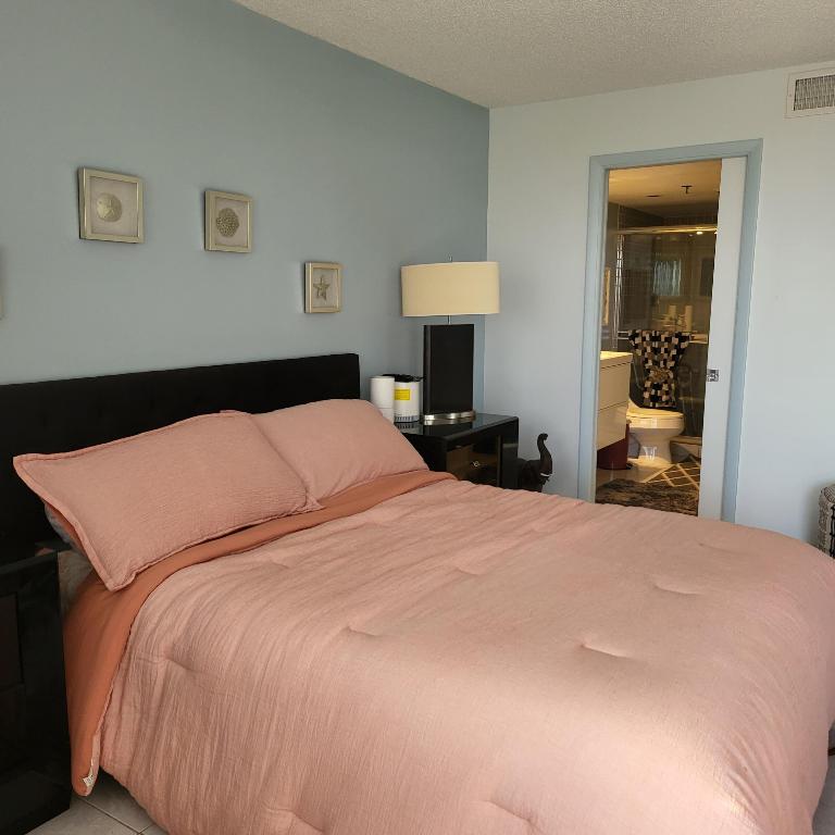 HIBISCUS-BY-THE-SEA - Residential