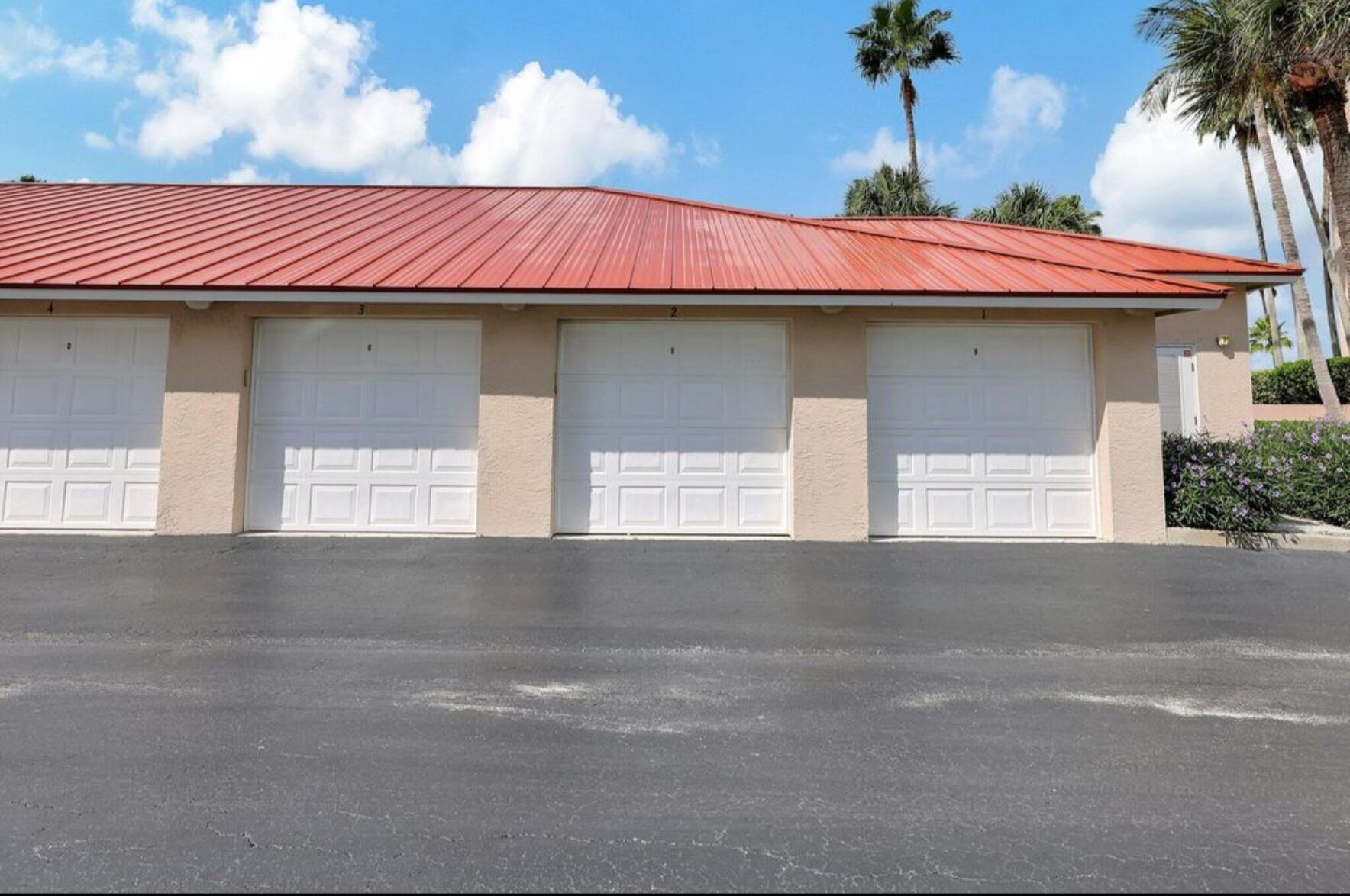 HIBISCUS-BY-THE-SEA - Residential