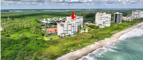 A home in Hutchinson Island