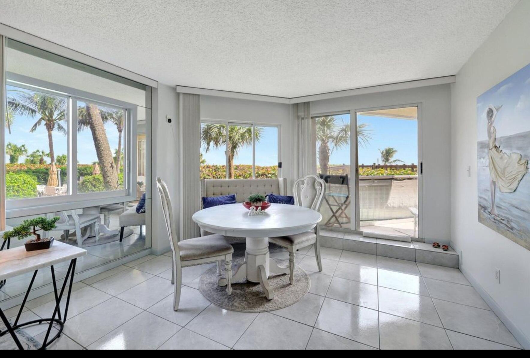 HIBISCUS-BY-THE-SEA - Residential