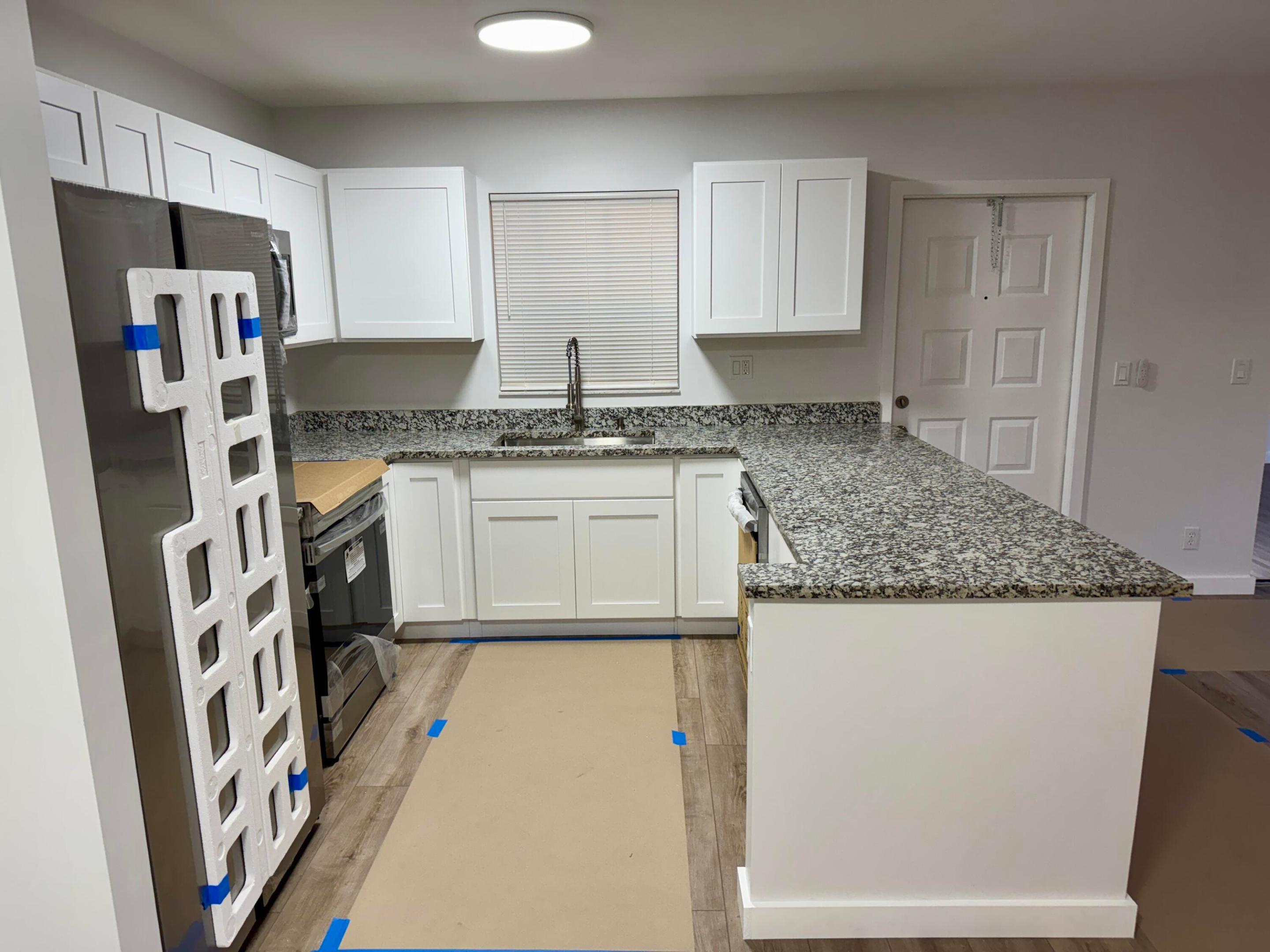 SAVANNAH'S CONDOMINIUM SECTION 1 PHASE 1-H - Residential