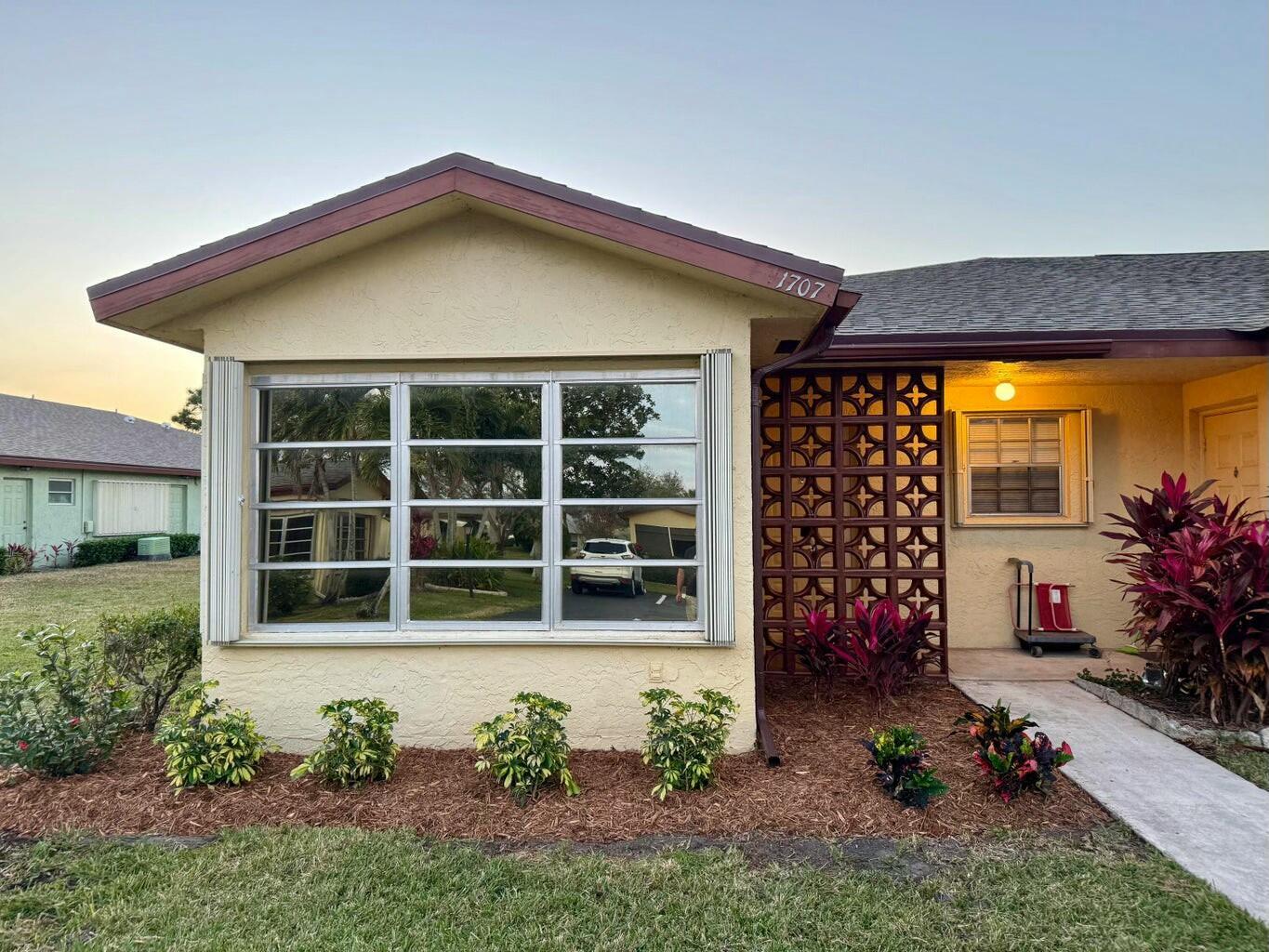 SAVANNAH'S CONDOMINIUM SECTION 1 PHASE 1-H - Residential
