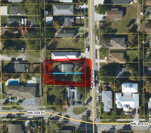 208 NW 8th Avenue Delray Beach FL 33444