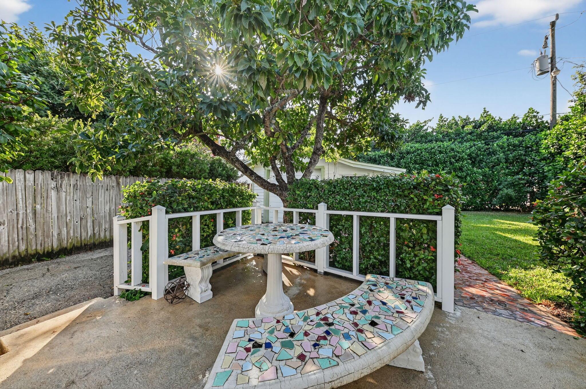 FLAMINGO PARK - Residential