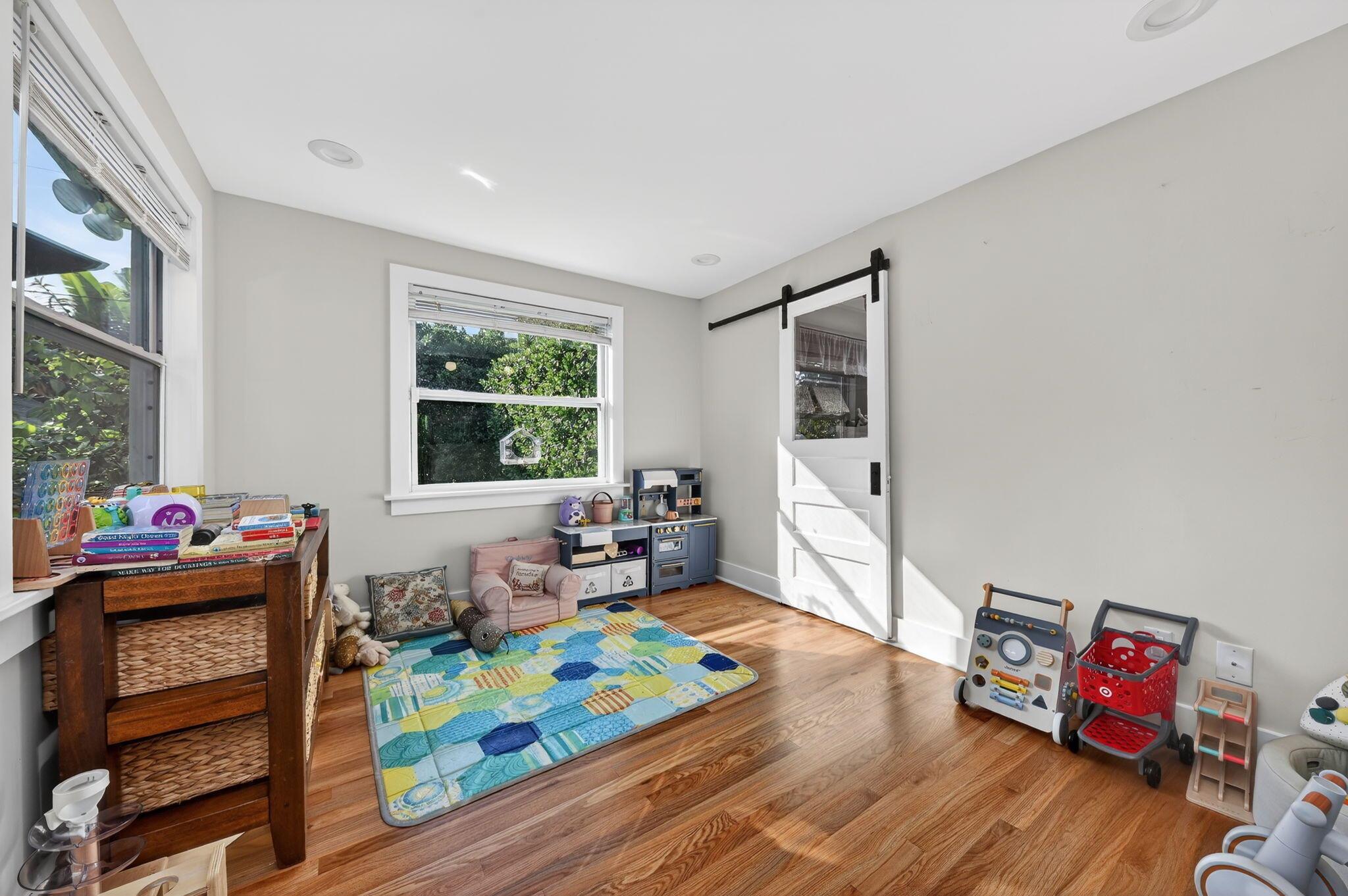 FLAMINGO PARK - Residential