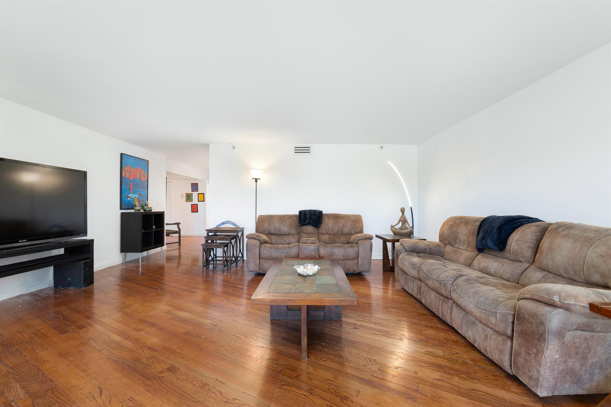 4301 N Ocean Boulevard 203